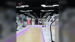 Hall d'exposition de produits 2