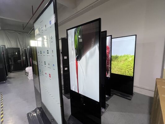 Signage numérique LCD Android OS 55 pouces avec luminosité de 350 Cd/m² pour écran d'affichage publicitaire intérieur/extérieur