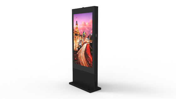 Affichage d'affichage numérique extérieur de résolution 4K avec luminosité de 2500 nits et écran publicitaire LCD imperméable à l'eau IP65