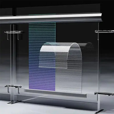 Film d'affichage LED transparent pliable IP65 Noté 5000 nits Lumière ultra-mince 3,9 mm Conception facile d'installation pour les surfaces courbes