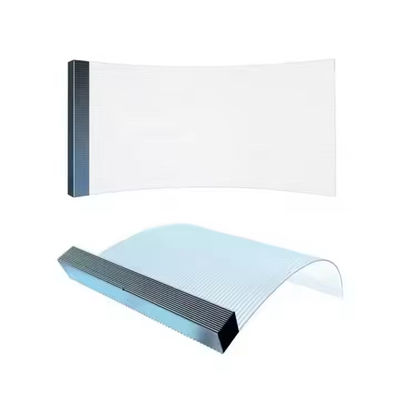 Écran de film à LED IP43 à l'épreuve de l'eau, vitrage pour mur publicitaire 5000 nits, luminosité 3840 Hz, fréquence de rafraîchissement verticale≥140°